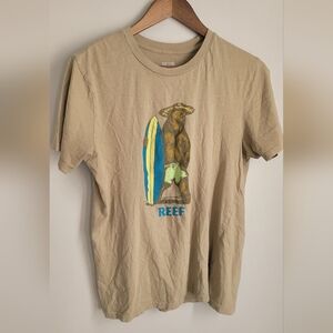 Reef Mens Size Medium Surf Bear Tshirt Surfboard